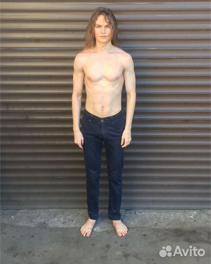 Модель для фотосессии мужчина, манекенщик