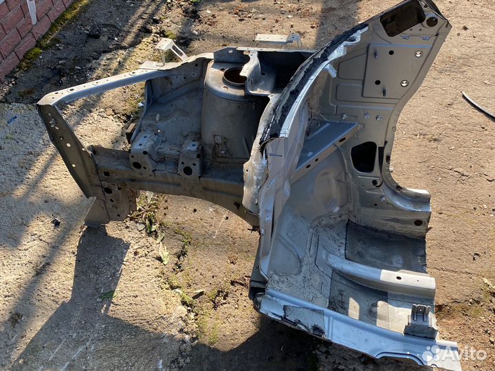 Четверть правая передняя nissan juke