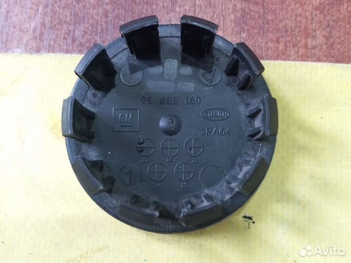 Колпачок литого диска Шевроле Авео Т300