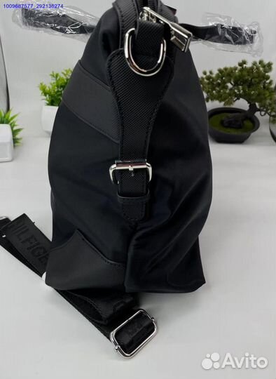 Чёрная сумка Tommy Hilfiger для активного отдыха