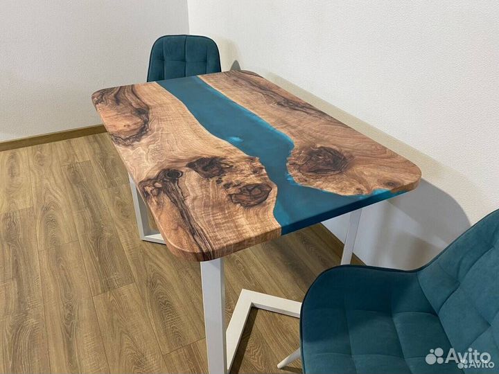 Кухонный стол лофт 'Future Table'