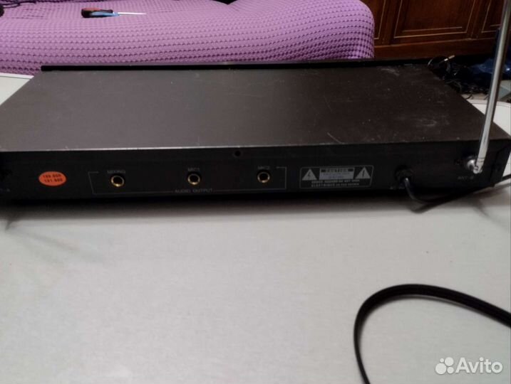 База для радиомикрофонов Gem sound gmw-60