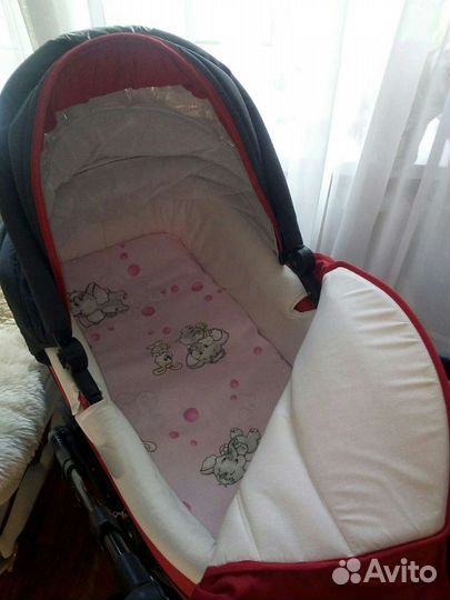 Коляска Zippy