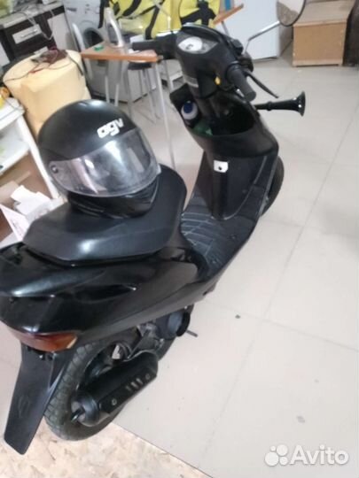 Honda dio 28. Suzuki molet