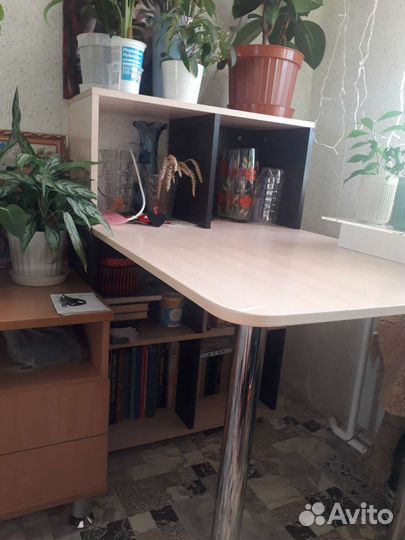 Компьютерный стол