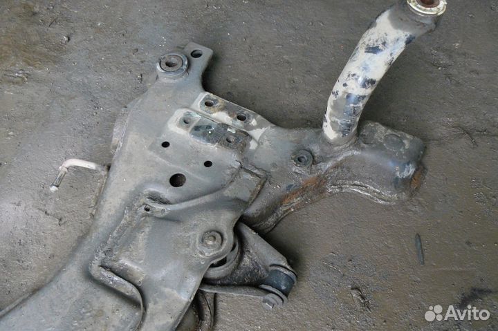 Балка подмоторная Ford Focus II Форд Фокус 2