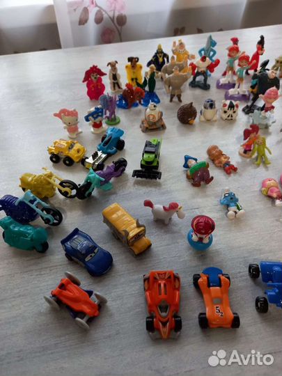 Игрушки киндр сюрприз