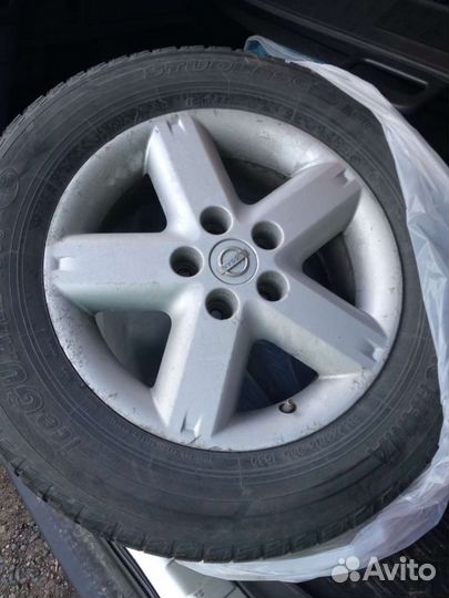 Продам литые диски nissan комплект 4 шт