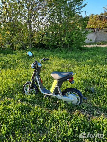 Электроскутер yamaha