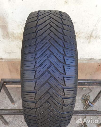 Michelin Alpin 6 205/55 R17 95V