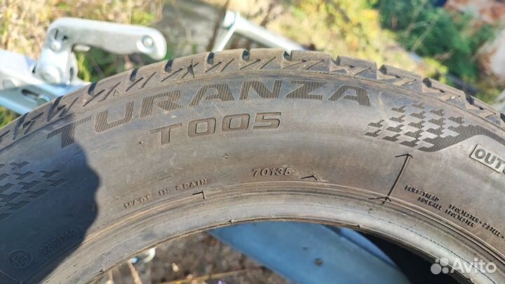 Bridgestone Turanza T005 215/55 R16