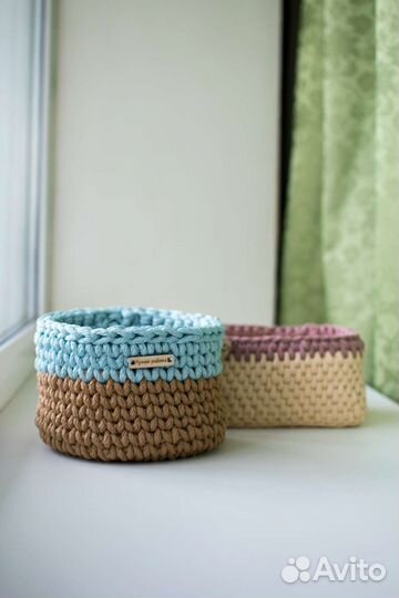 Вязаная корзина из шнура ручной работы