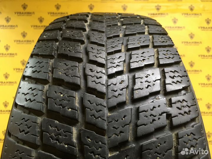Roadstone Winguard SUV 215/65 R16 98H