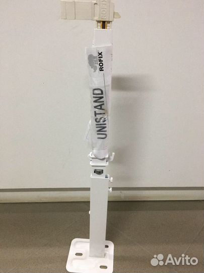 Кронштейн напольный Rofix для радиаторов