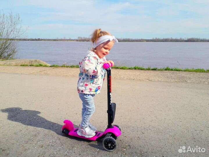 Самокат/беговел с сиденьем и ручкой 3в1