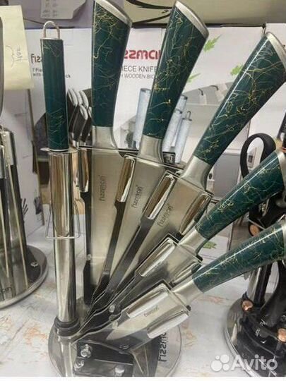 Набор кухонных ножей с подставкой