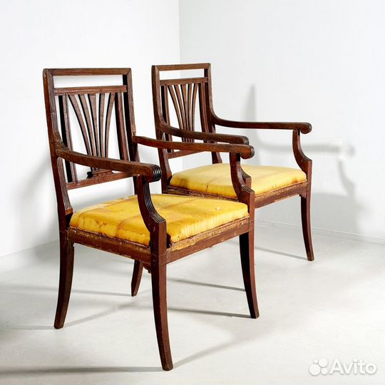 Антикварые кресла