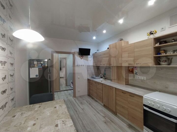 2-к. квартира, 64 м², 2/8 эт.