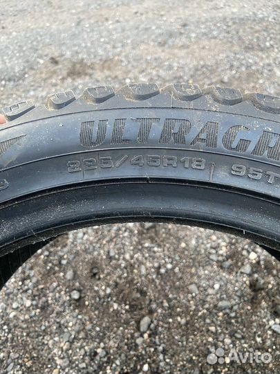 Goodyear Ultragrip Ice Arctic 225/45 R18
