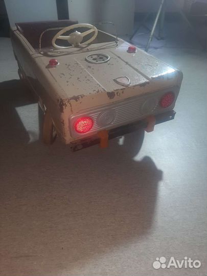 Педальная машина Львовянка СССР