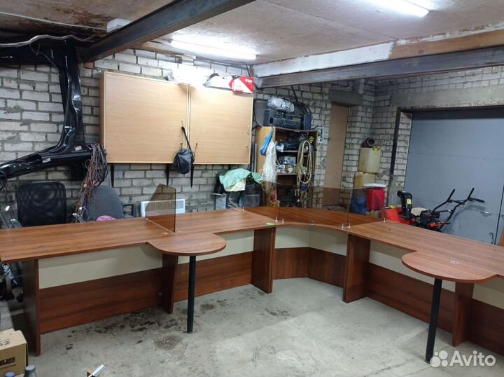 Стол ресепшн рабочие места