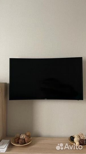 Телевизор Samsung UE49MU6300U
