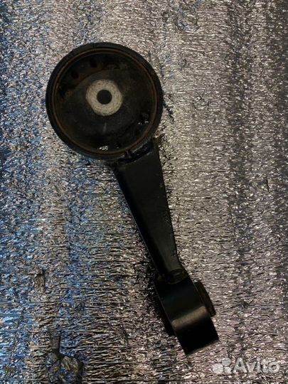 Подушка опора двигателя Toyota Highlander 3.5