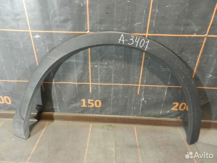 Накладка крыла заднего правого - Audi Q3