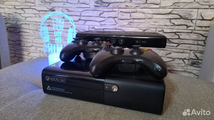 Xbox 360e 250гб 42игр