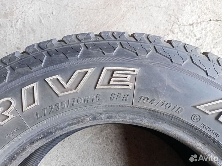 Maxxis AT-980E Worm-Drive 235/70 R16