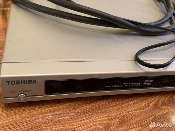 DVD плеер Toshiba