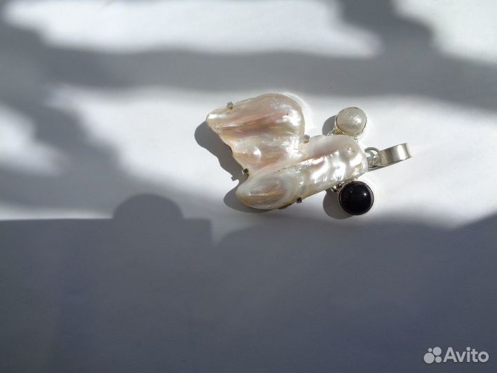 Подвеска из огромной натуральной жемчужины № 1