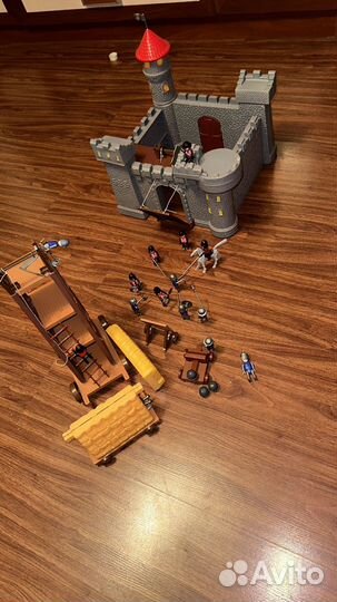 Рыцарский замок с катапультой