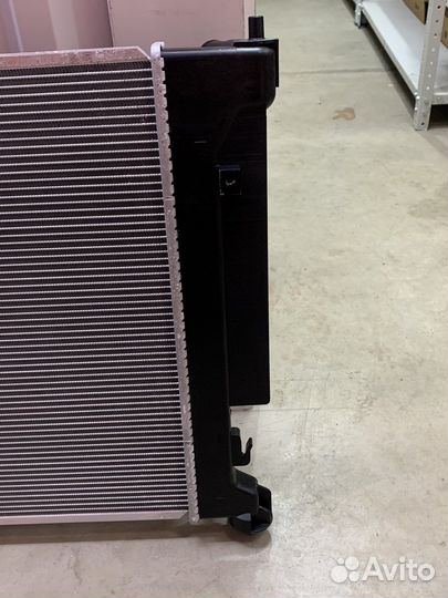 Радиатор охлаждения KIA Optima 4 JF