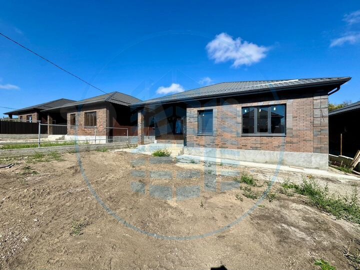 Дом 157,6 м² на участке 4,5 сот.