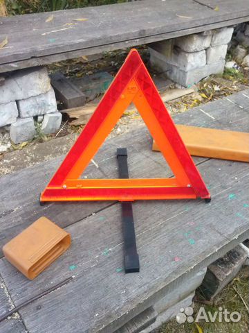 Знак аварийной остановки япония