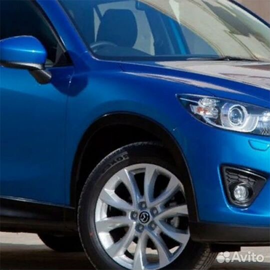 Крыло переднее правое в цвет Mazda CX