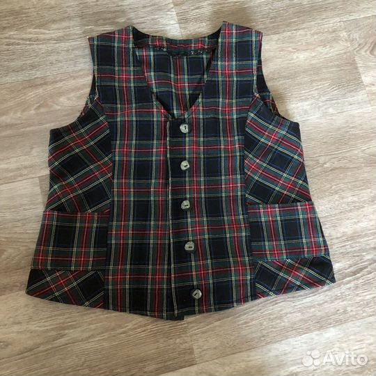 Жилетка школьная (9 школа) для девочки