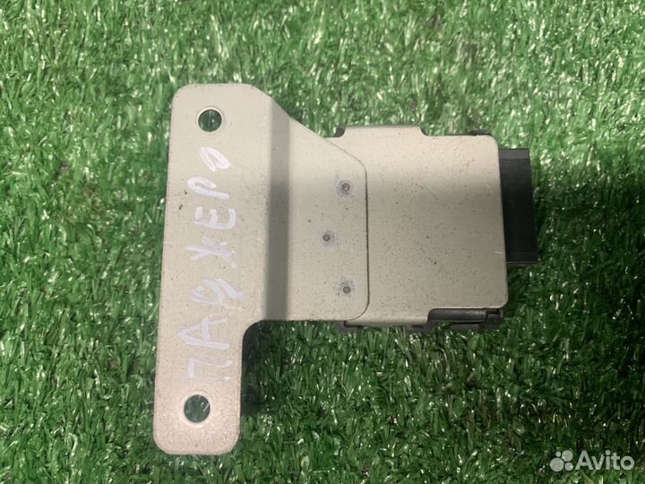 Блок электронный Mitsubishi Pajero (V60) III (1999