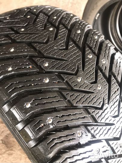 Nokian Tyres Hakkapeliitta 8 SUV 265/40 R21 105T