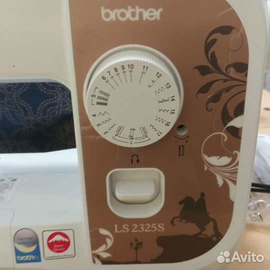 Швейная машина Brother