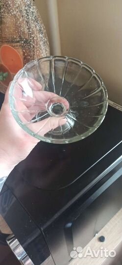 Ваза для конфет на ножке