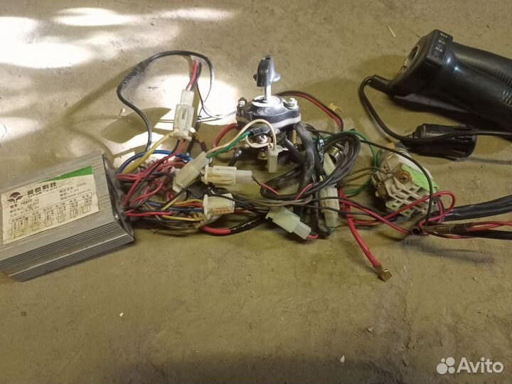 Щеточный мотор от детского квадроцикла