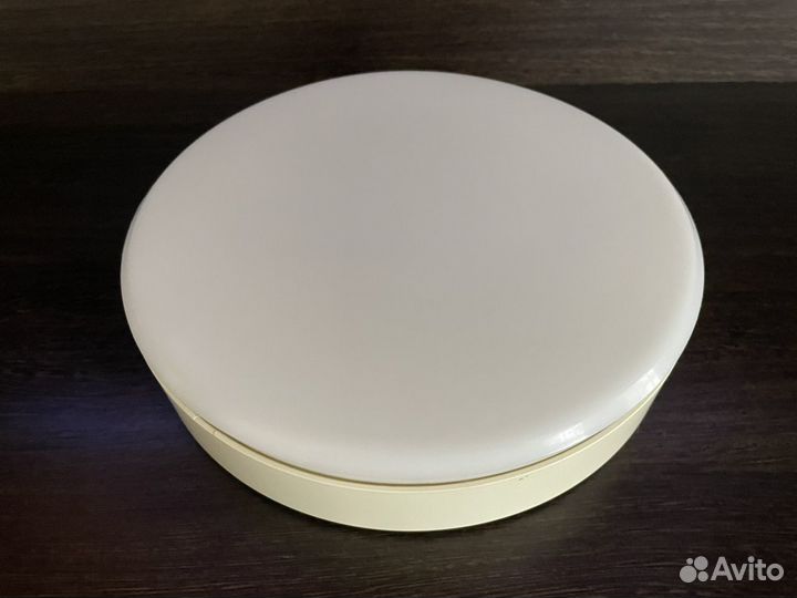 Светильник настенный, потолочный с лампами