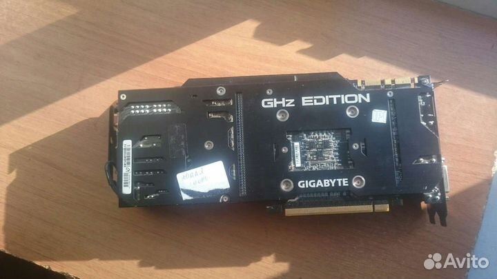 Видеокарта gigabyte 780 ti gv-n78tghz-3gd неработч