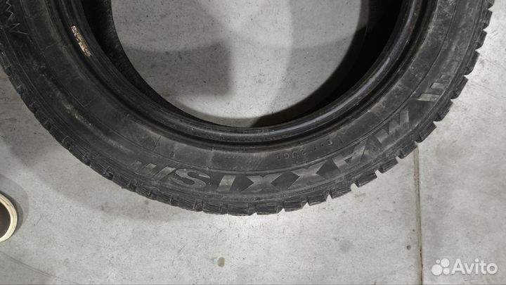 Maxxis ArcticTrekker NP3 205/55 R16 94T