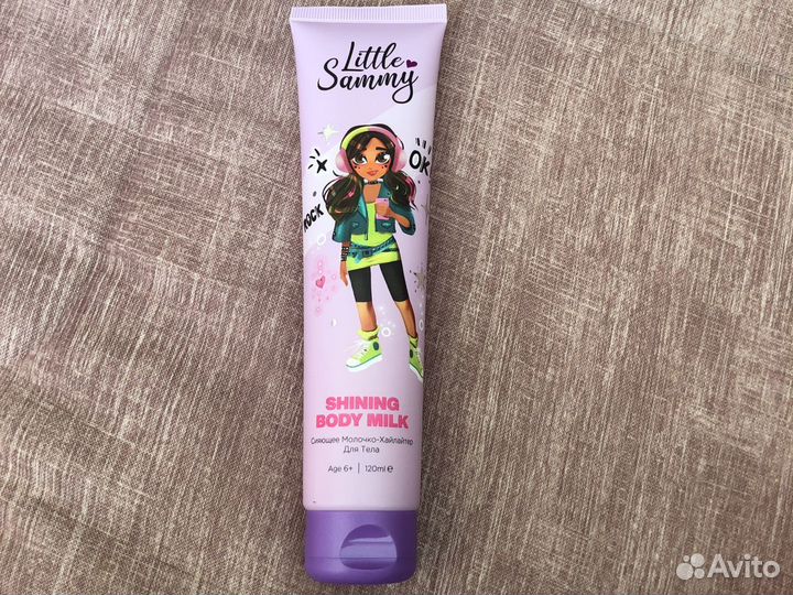 Сияющее Молочко-Хайлайтер для тела с блеском