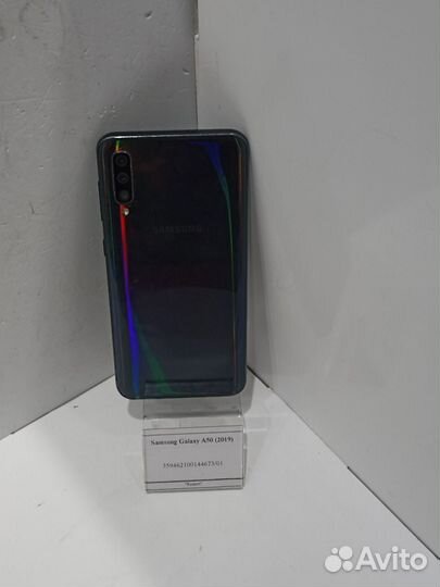 Samsung Galaxy A50, 4/64 ГБ