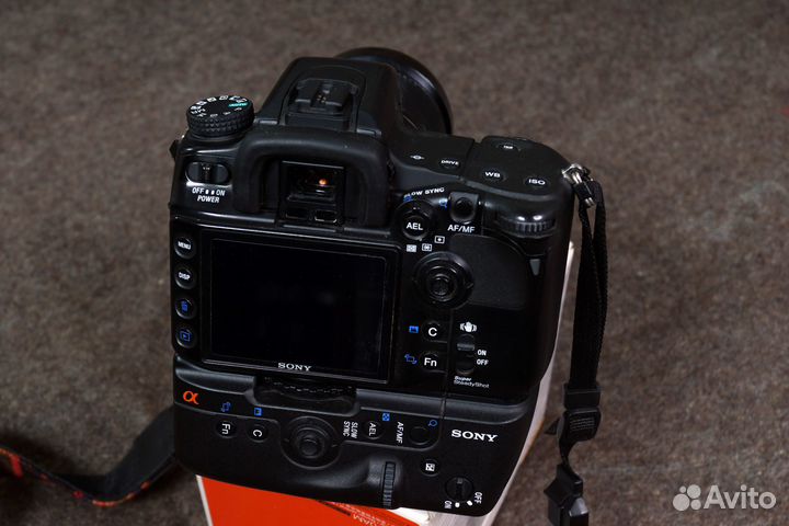 Зеркальная фотокамера Sony dslr-A700 с бонусами