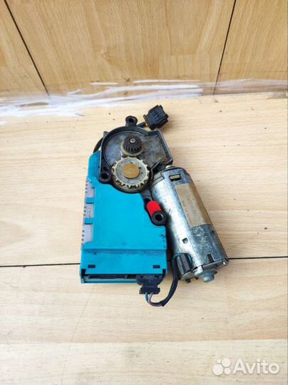 Мотор люка Audi a8 d2